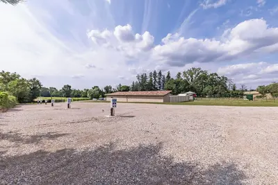 Image de Emplacement de camping-car vide