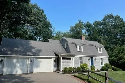 Close to Town and Beaches