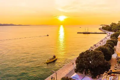 Image de Charming Apartment in Zadar with City Views - Three Bedroom Apartment