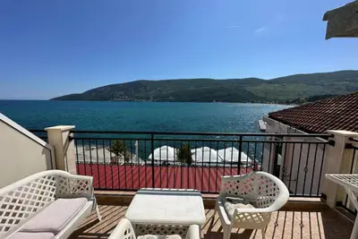 Image de Stunning Beachfront Stay in Herceg Novi - Standard One bedroom Apartment D