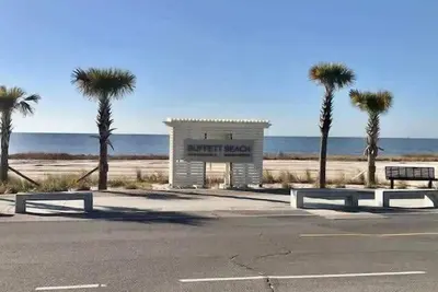 Image de Harbor Haven: Gulf & Workside Comfort