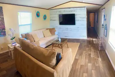 Image de New! 3/2 House: 10 min beach, 50 min Space Center