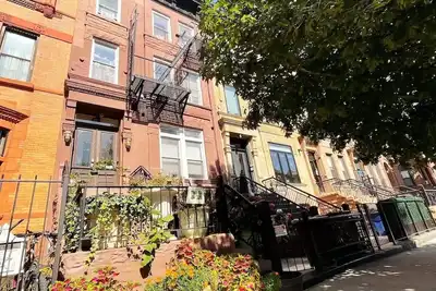 Image de Charming 3 bedroom apt in Brooklyn - Ac/WiFi/Full Kitchen + Bathroom
