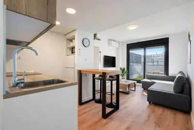 Image de apartamento reformado con garaje de alquiler temporal