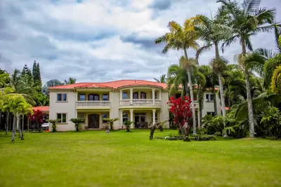 Image de Modern & Comfy Gem: Oceanfront Views, Balcony, Pkg