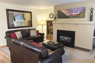 Image de Walk to Gondola from Beautiful Lionshead condo with hot tubs, Views & Low rates!