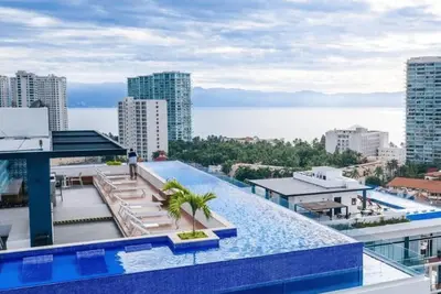 Image de Zoho Skies 4bdr, 4Bath
