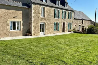 Image de Longère bretonne avec jardin