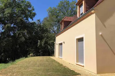 Image de Séjour Lotus Dordogne Centres bouddhistes accessibles à pied