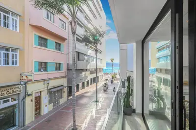 Image de Las Canteras Lighthouse Alisios