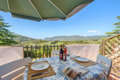 Image de Appartement 'Bilo Nr 10' avec vue sur la montagne et jardin partagé