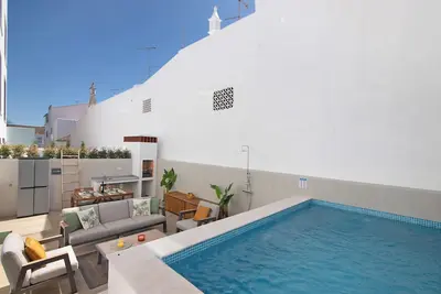 Image de Maison de vacances 'The Olive Tree' avec piscine privée, Wi-Fi et climatisation