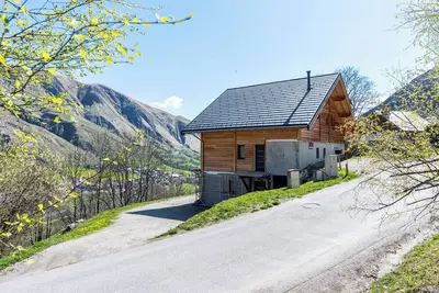 Image de Appartement 'Le Nid D'Aigle' avec vue sur les montagnes