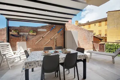 Image de Appartement \"Charming Home\" avec terrasse privée, Wi-Fi et climatisation