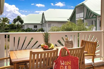 Image de 2bd Orient-Bay center, beach by walk!
