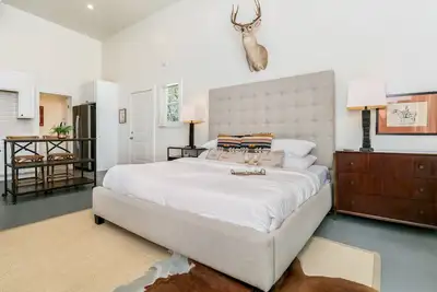 Image de Cactus Coterie | Hot Tub, Pet Friendly w/ fee, Grill & Fire-pit