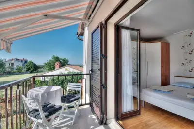 Image de Appartement de trois chambres avec la terrasse Valbandon, Fazana (A-23745-b)