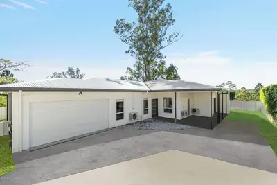 Image de 5 Guest 3 Bed, 3 Bath Free Parking, wifi, patio