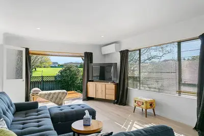 Image de Nukuhau Haven | Serene Taupo Stay w/ Style, Space & Free Wi-Fi