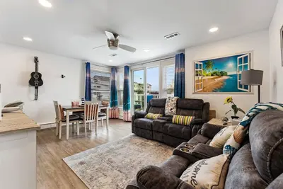 Image de 307 E Crocus Rd, Unit B