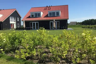 Image de Villa de luxe avec piscine partag×™e