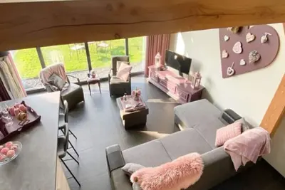 Image de Maison de vacances Ă Alphen-Chaam avec terrasse