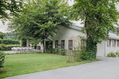 Image de Maison de vacances spacieuse à Leende avec jardin