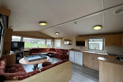 Image de Logement calme avec véranda spacieuse près de Zwolle