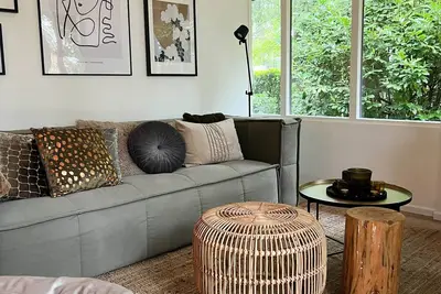 Image de Maison de Vacances Luxuriante à Rheezerveen Avec Bien-être