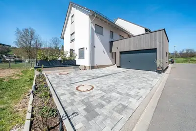 Image de Appartement 'Fewo Blumenweg' avec terrasse privée et Wi-Fi