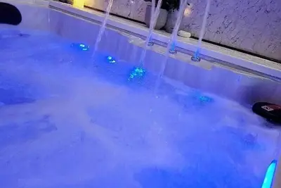 Image de Exotic Jacuzzi Apartment