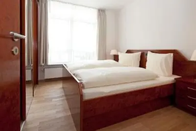 Image de Kaiserstraße 11 (Aof) - 2-room apartment (up to 4 persons) No. 04