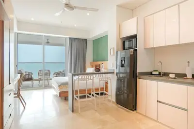 Image de w* | Remarkable 1br w/ Ocean View in Crespo