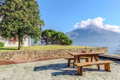 Image de Belle maison de vacances privée pour 6 personnes avec Wifi, Tv, patio et parking