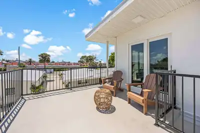 Image de Welcome to The Drift – Your Laid-Back Beach Escape in Cocoa Beach! #7