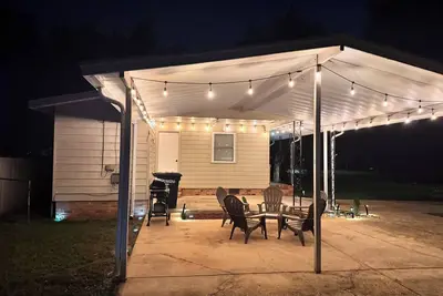 Image de 3-bedroom house in wonderful Pensacola with Ac, WiFi