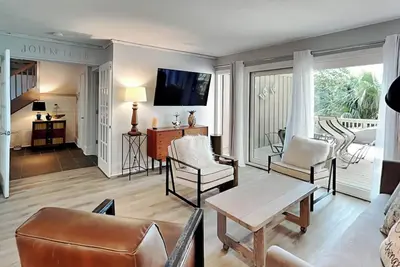 Image de Water Oaks Villa #2 | Great Views, Pool Access