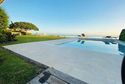 Image de Le Ficus Iti : Belle villa bord de mer, piscine