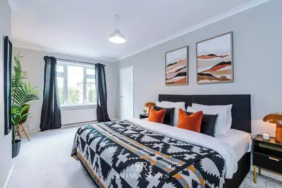 Image de Luxury 4br | Near Hcc & Harrogate Centre | Parking