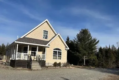 Image de Quiet 3-bedroom house in Southwest Harbor, perfect for families with pets!