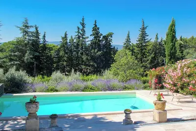 Image de Vacation home with pool in Roussillon - 818 Rou