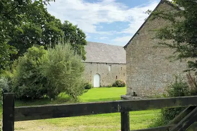 Image de Manoir de campagne dans la presqu’île du Cotentin \nsites historiques marais mer