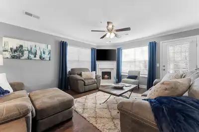 Image de 2 pools, King Beds, Hot Tub, Full Kitchen, Pet friendly, Private Balcony