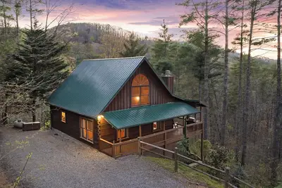 Image de Spectacular Mountain View-Hot Tub-Game Rm-Aska Adventure Area-Livin' on the Edge
