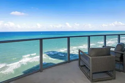 Image de OceanFront 2br CornerSuite@Hyde w/PrivateElevator