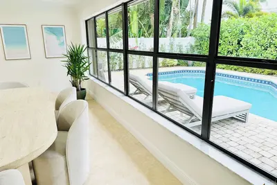 Image de Thalas Ft Lauderdale - 3 Bedroom Home with heated pool in private backyard oasis