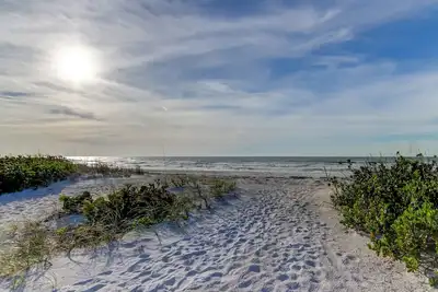 Beachfront Condo - Beautiful, Spacious, Updated - 2 Bedroom/2 Full Bath Condo