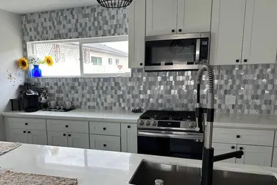 Image de Inglewood Charming 1-bedroom house WiFi, Ac, washer, dryer, and a private patio.