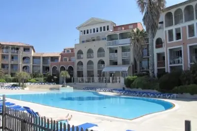 Image de Appartement vue mer avec piscine, 100m de la plage