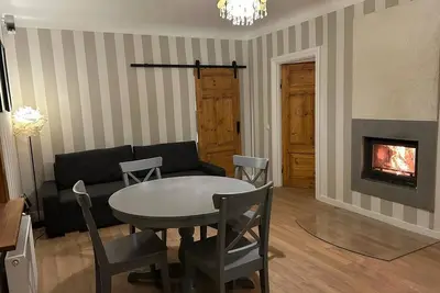 Image de Cozy house with fireplace